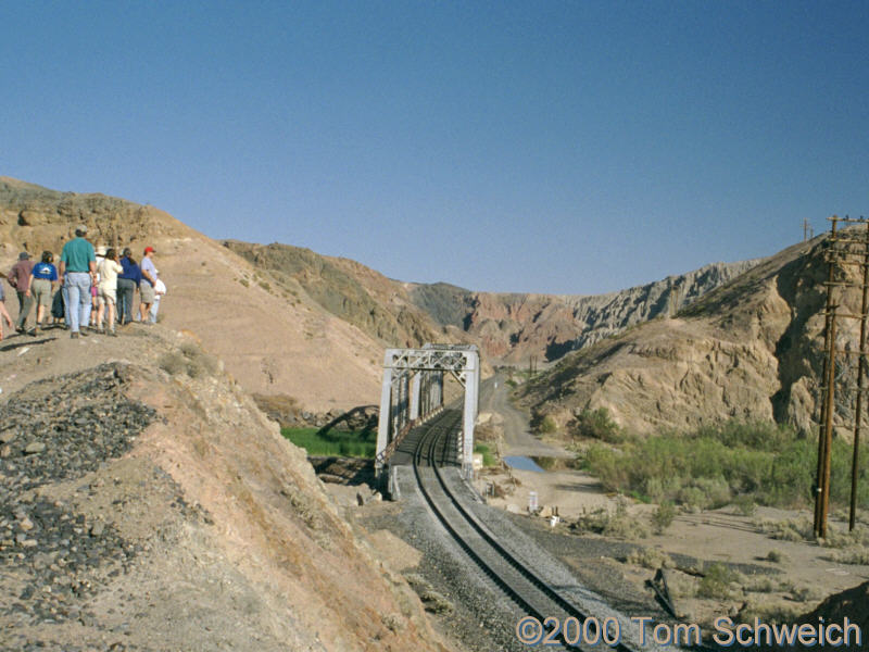 Field trip stop in Afton Canyon